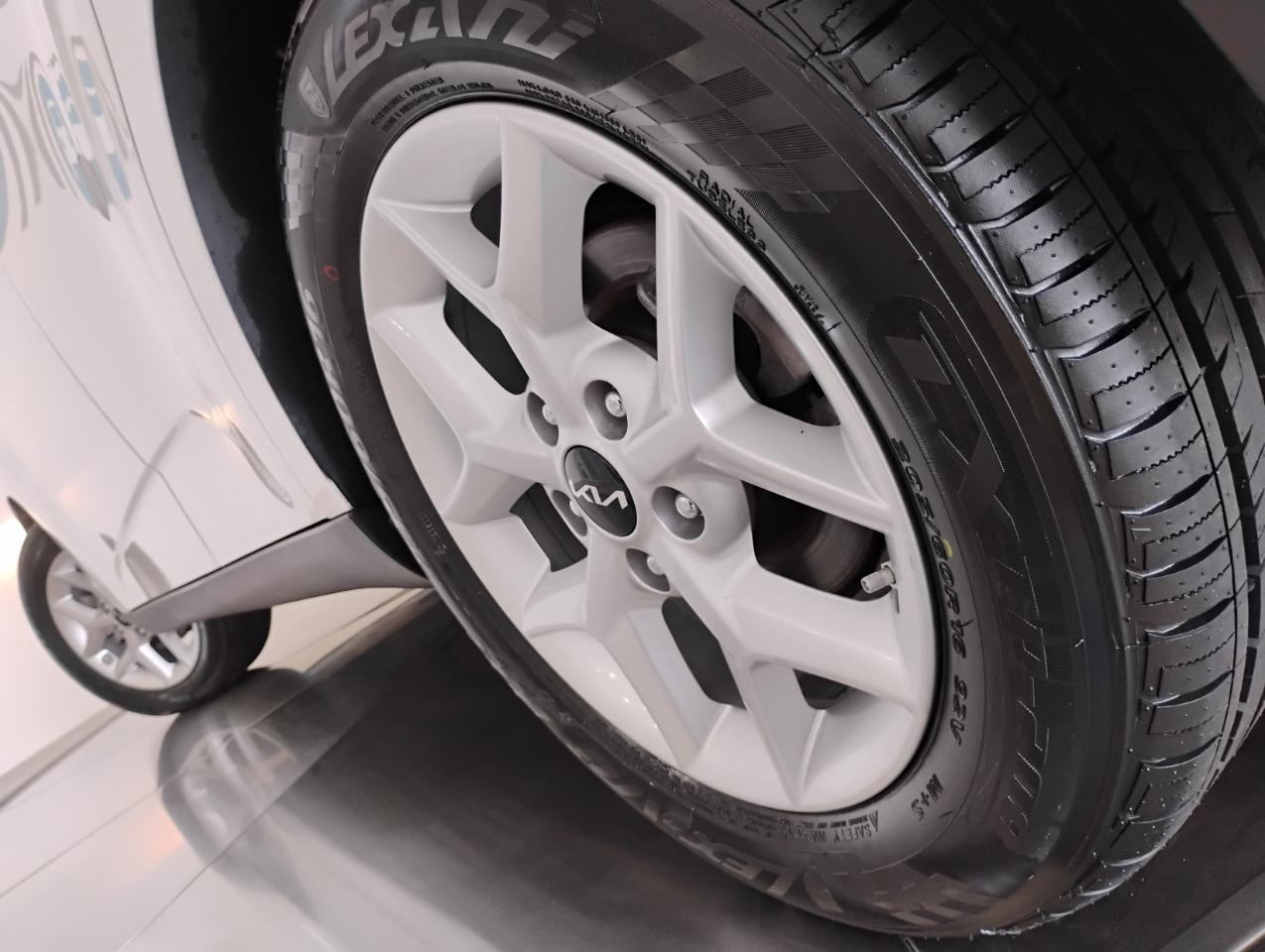 Kia Soul LX CVT 2023