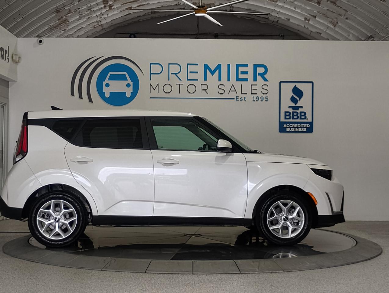 Kia Soul LX CVT 2023