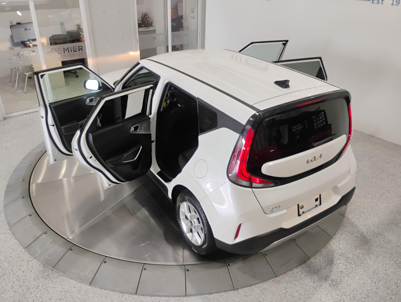Kia Soul LX CVT 2023