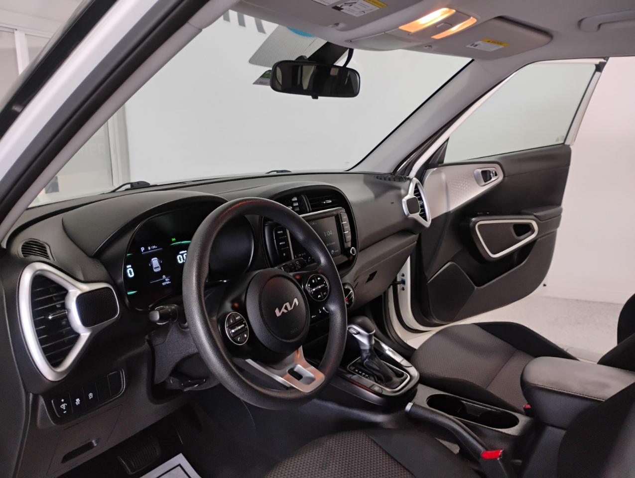 Kia Soul LX CVT 2023