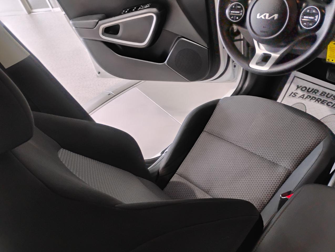 Kia Soul LX CVT 2023