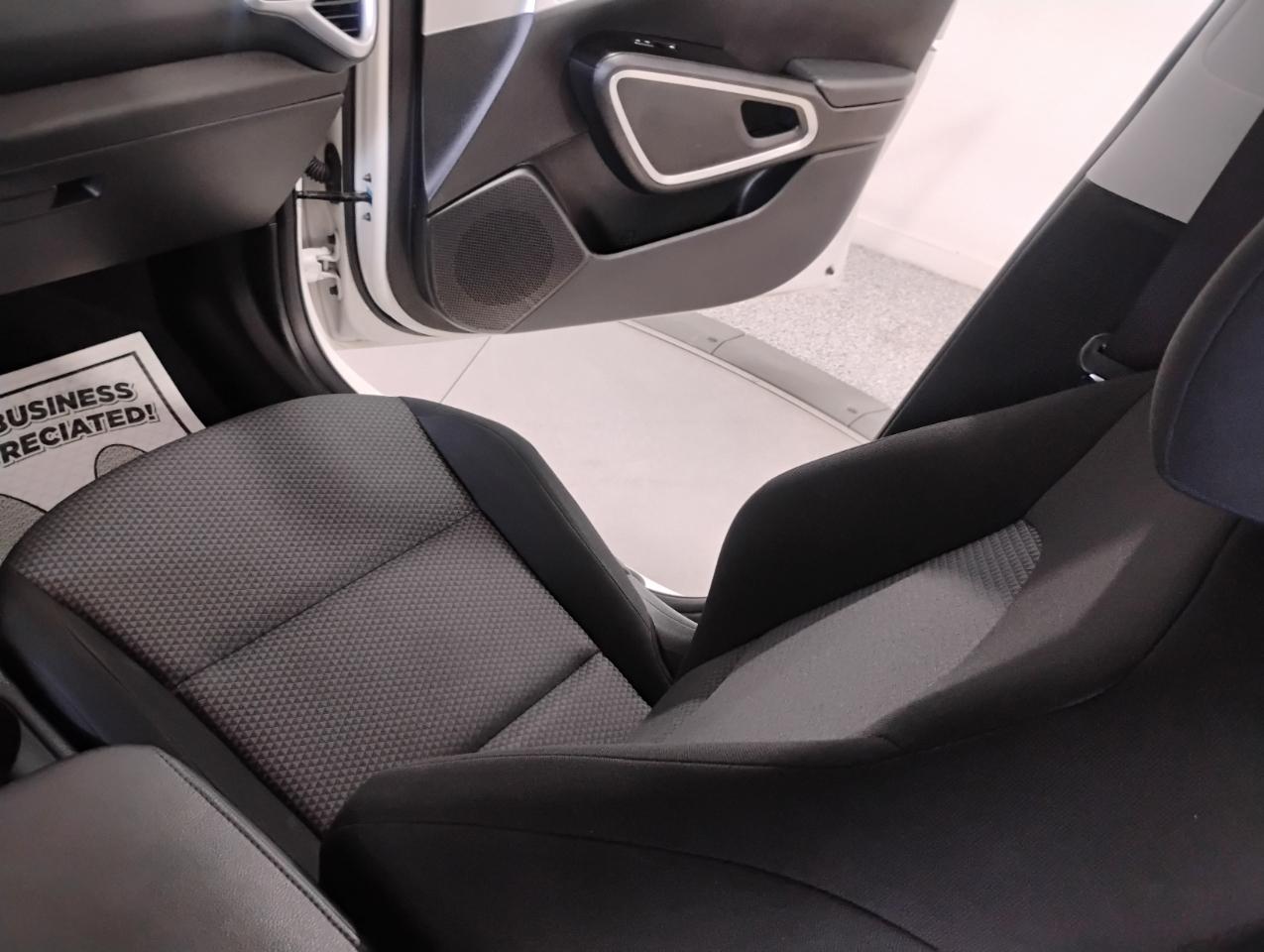 Kia Soul LX CVT 2023