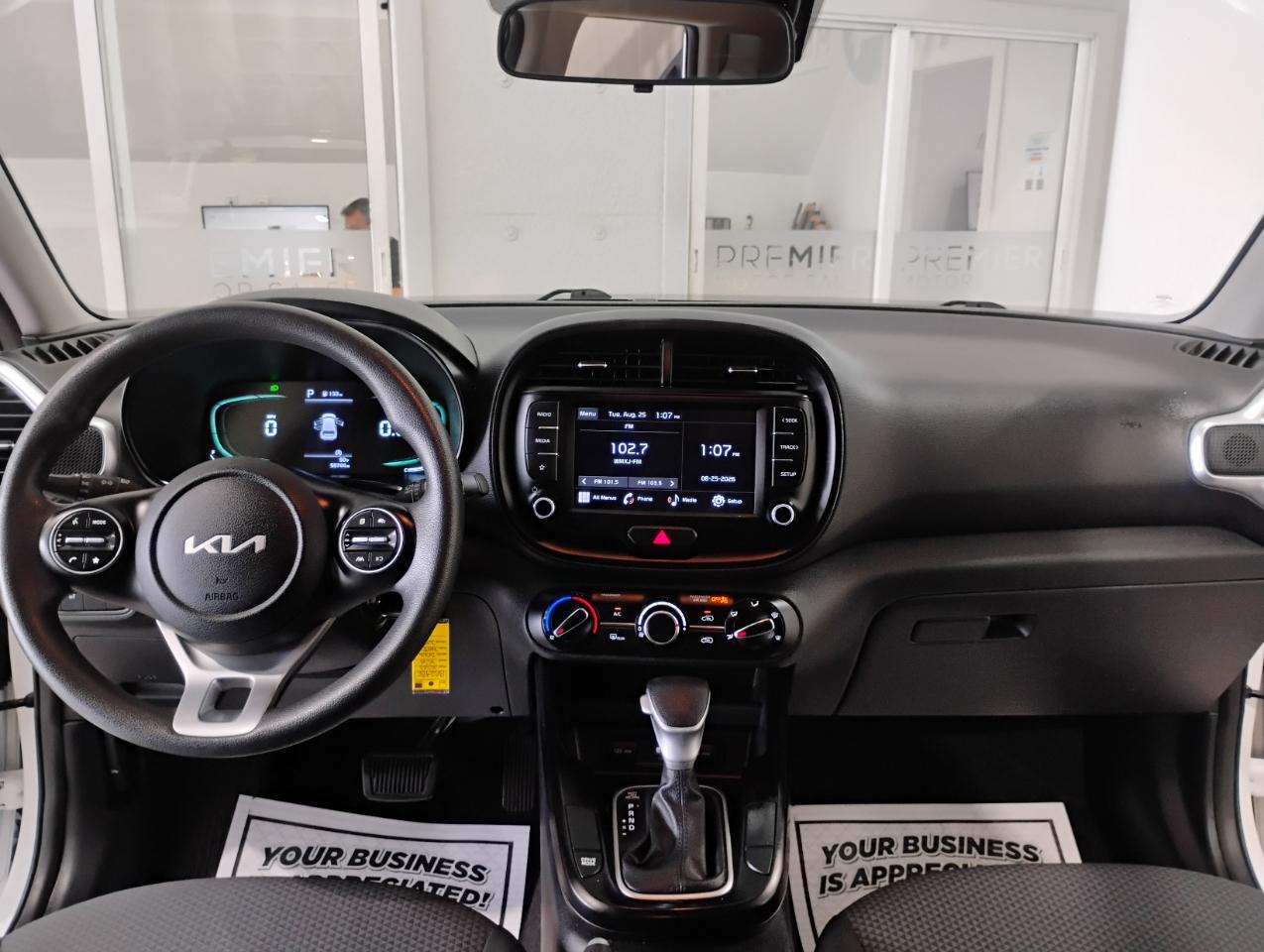 Kia Soul LX CVT 2023