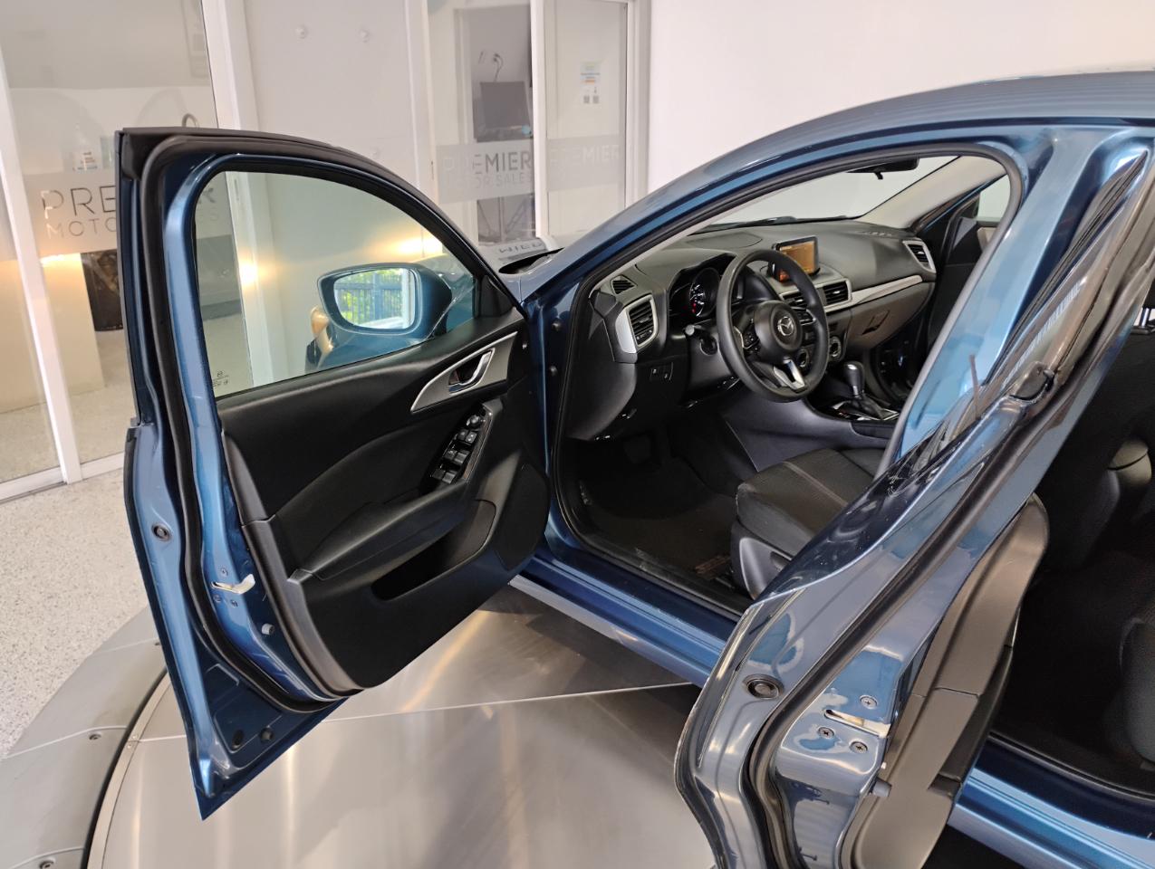 Mazda MAZDA3 i Sport AT 4-Door 2017