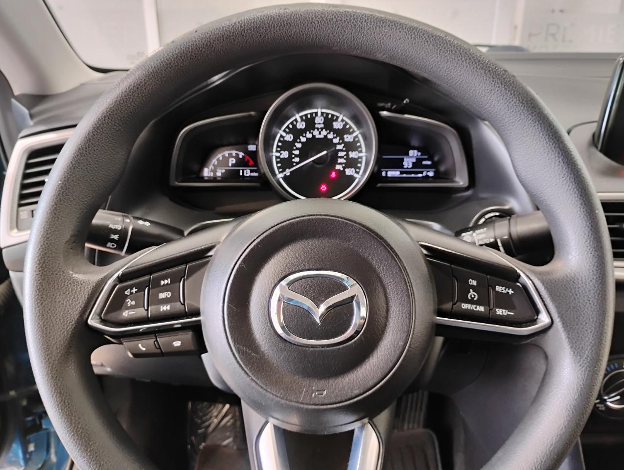 Mazda MAZDA3 i Sport AT 4-Door 2017