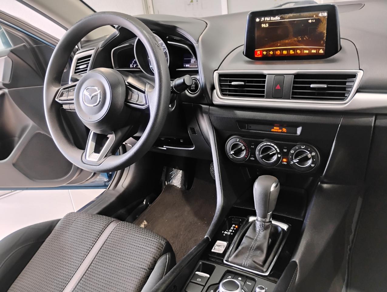 Mazda MAZDA3 i Sport AT 4-Door 2017