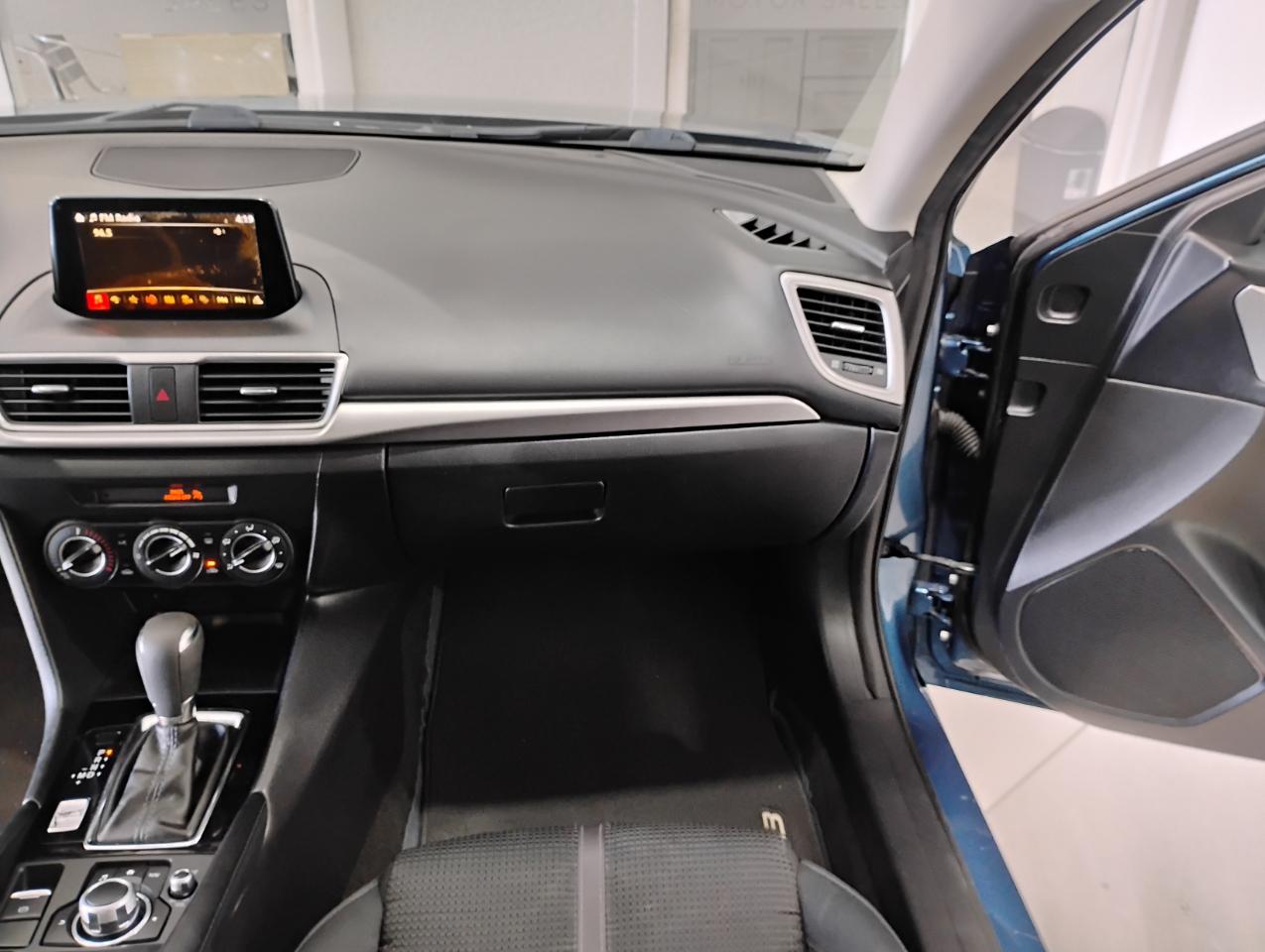 Mazda MAZDA3 i Sport AT 4-Door 2017