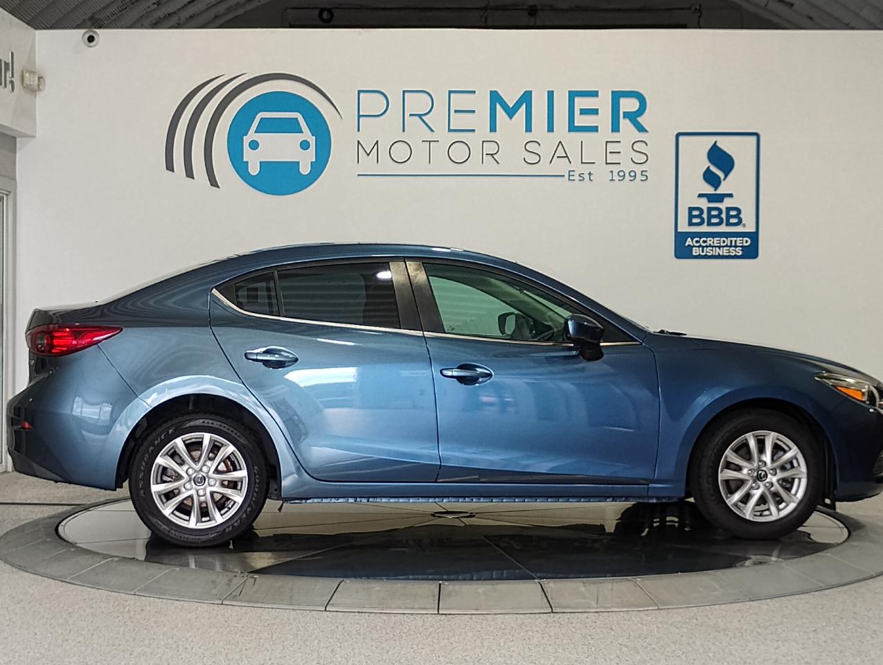 Mazda MAZDA3 i Sport AT 4-Door 2017