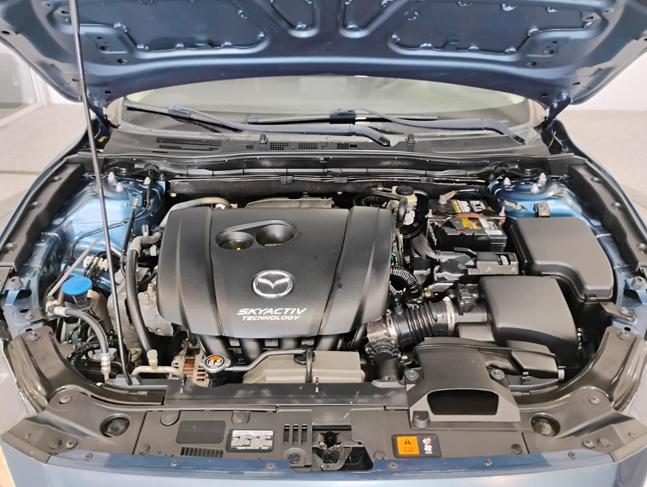 Mazda MAZDA3 i Sport AT 4-Door 2017