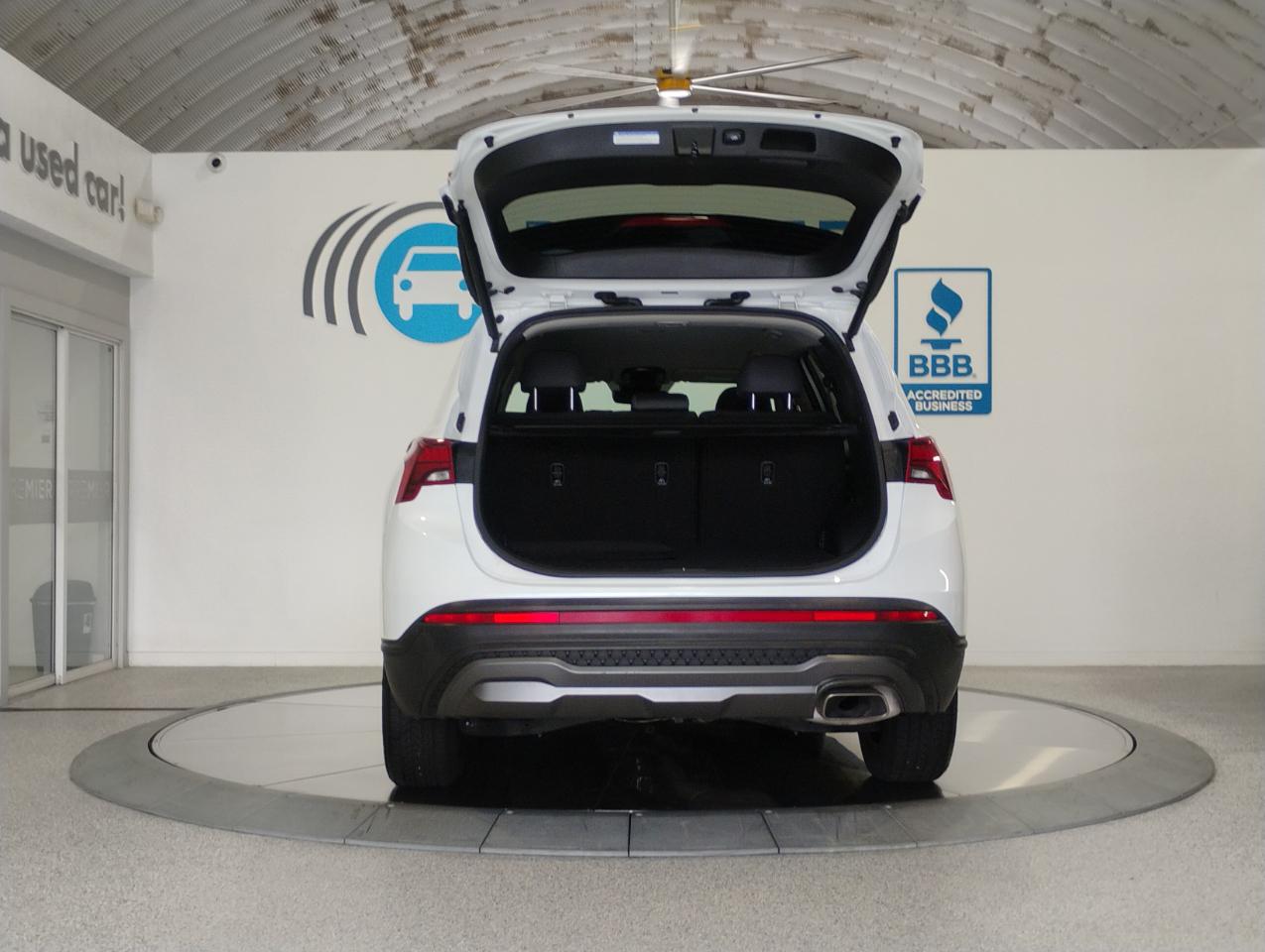 Hyundai Santa Fe SEL w/Convenience Package 2022
