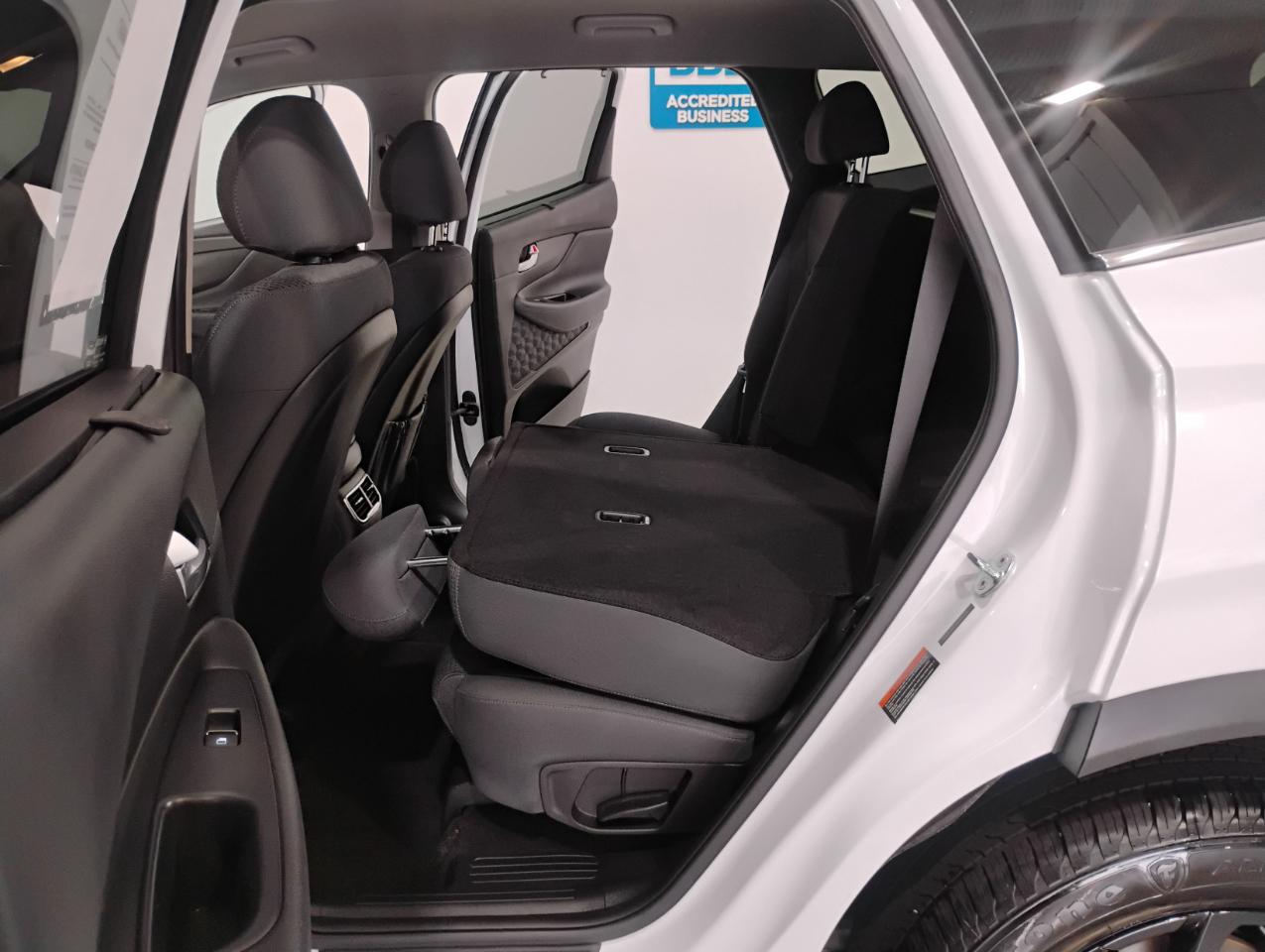 Hyundai Santa Fe SEL w/Convenience Package 2022
