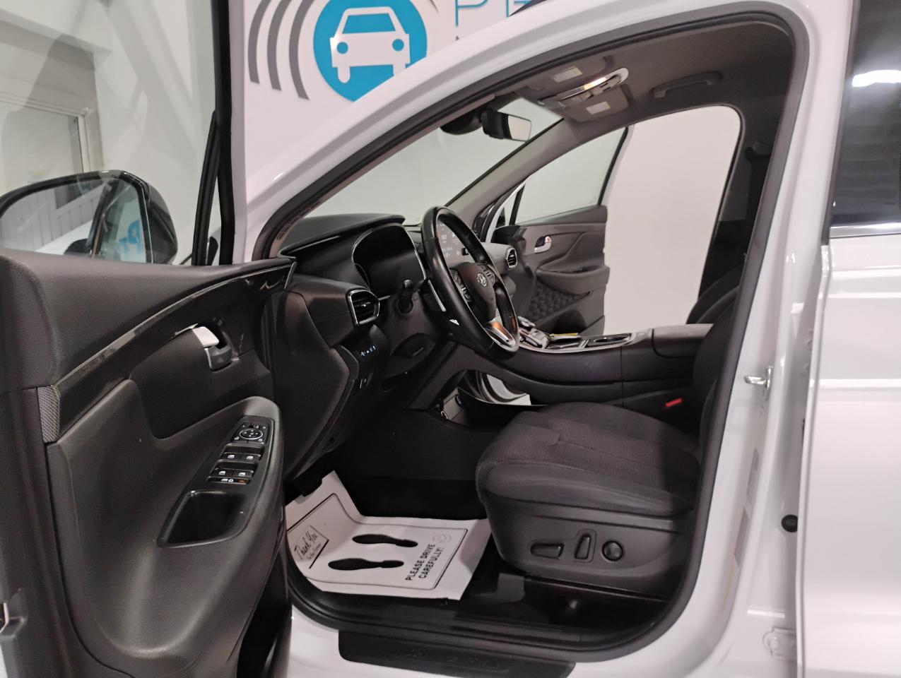 Hyundai Santa Fe SEL w/Convenience Package 2022