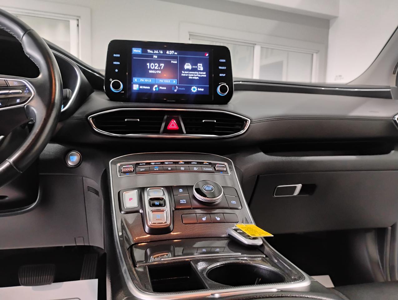 Hyundai Santa Fe SEL w/Convenience Package 2022