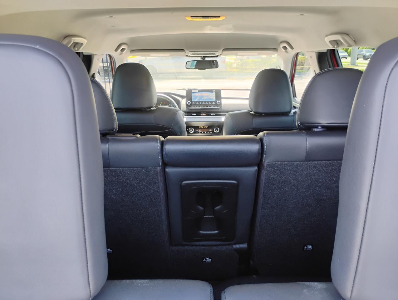 Mitsubishi Outlander SEL 2WD 2022
