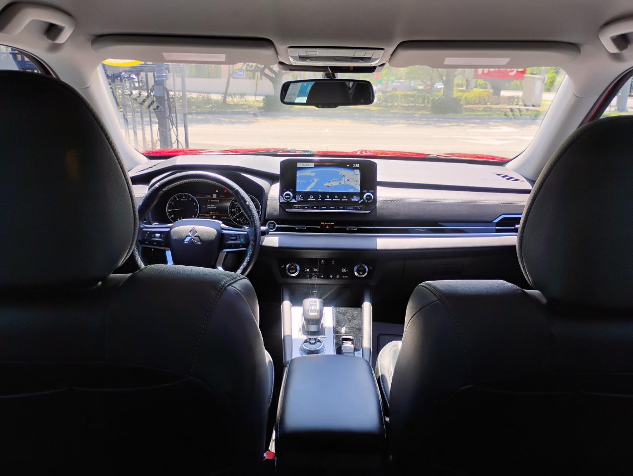 Mitsubishi Outlander SEL 2WD 2022