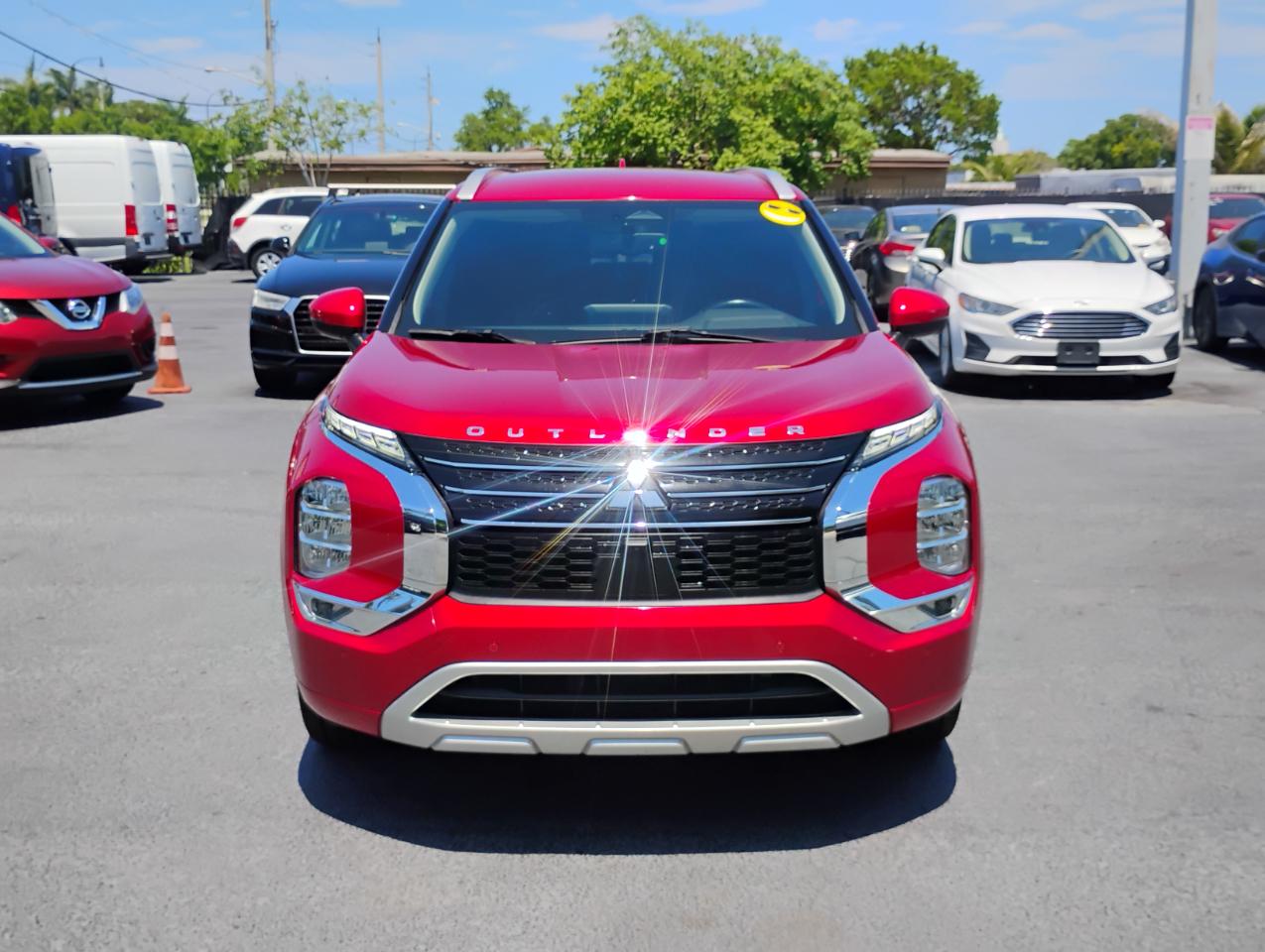 Mitsubishi Outlander SEL 2WD 2022