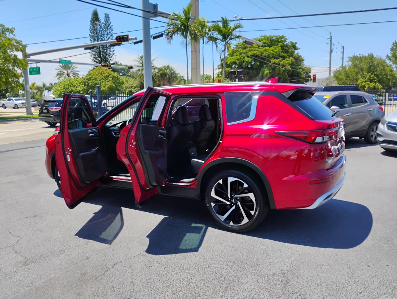 Mitsubishi Outlander SEL 2WD 2022