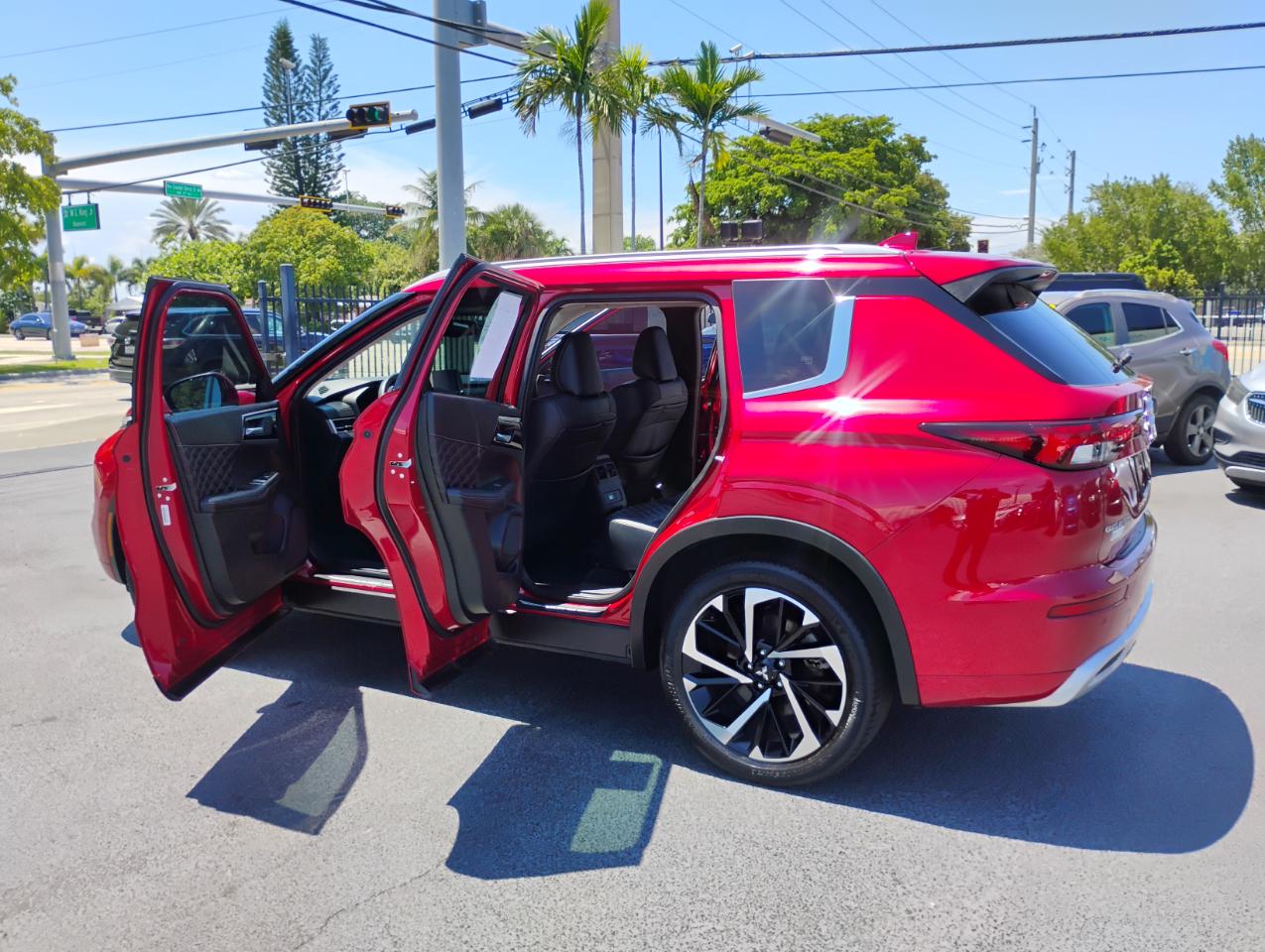 Mitsubishi Outlander SEL 2WD 2022
