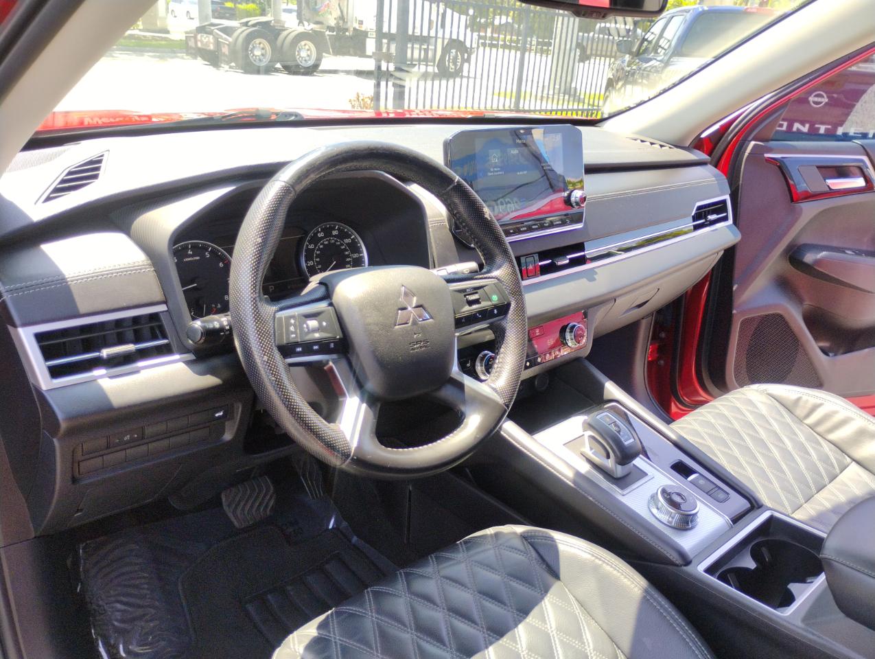 Mitsubishi Outlander SEL 2WD 2022