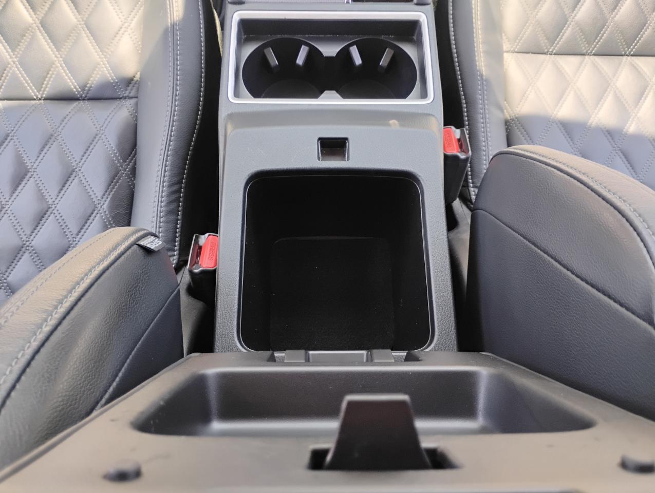 Mitsubishi Outlander SEL 2WD 2022