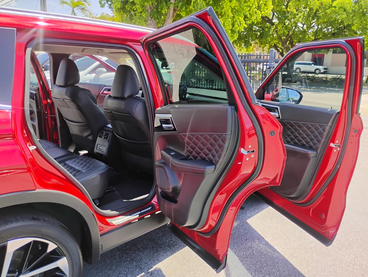 Mitsubishi Outlander SEL 2WD 2022