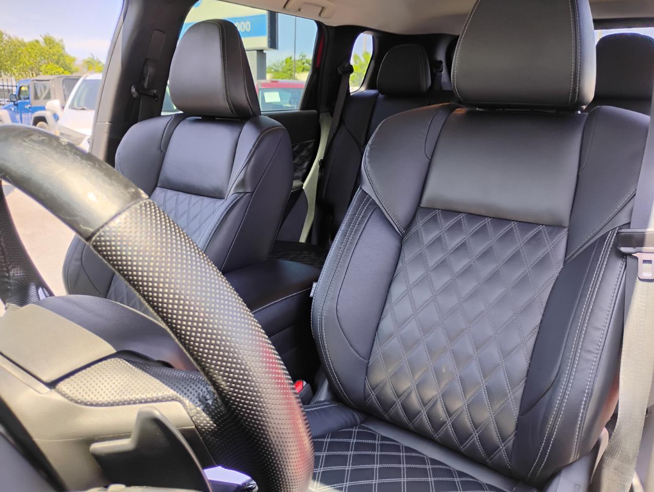 Mitsubishi Outlander SEL 2WD 2022