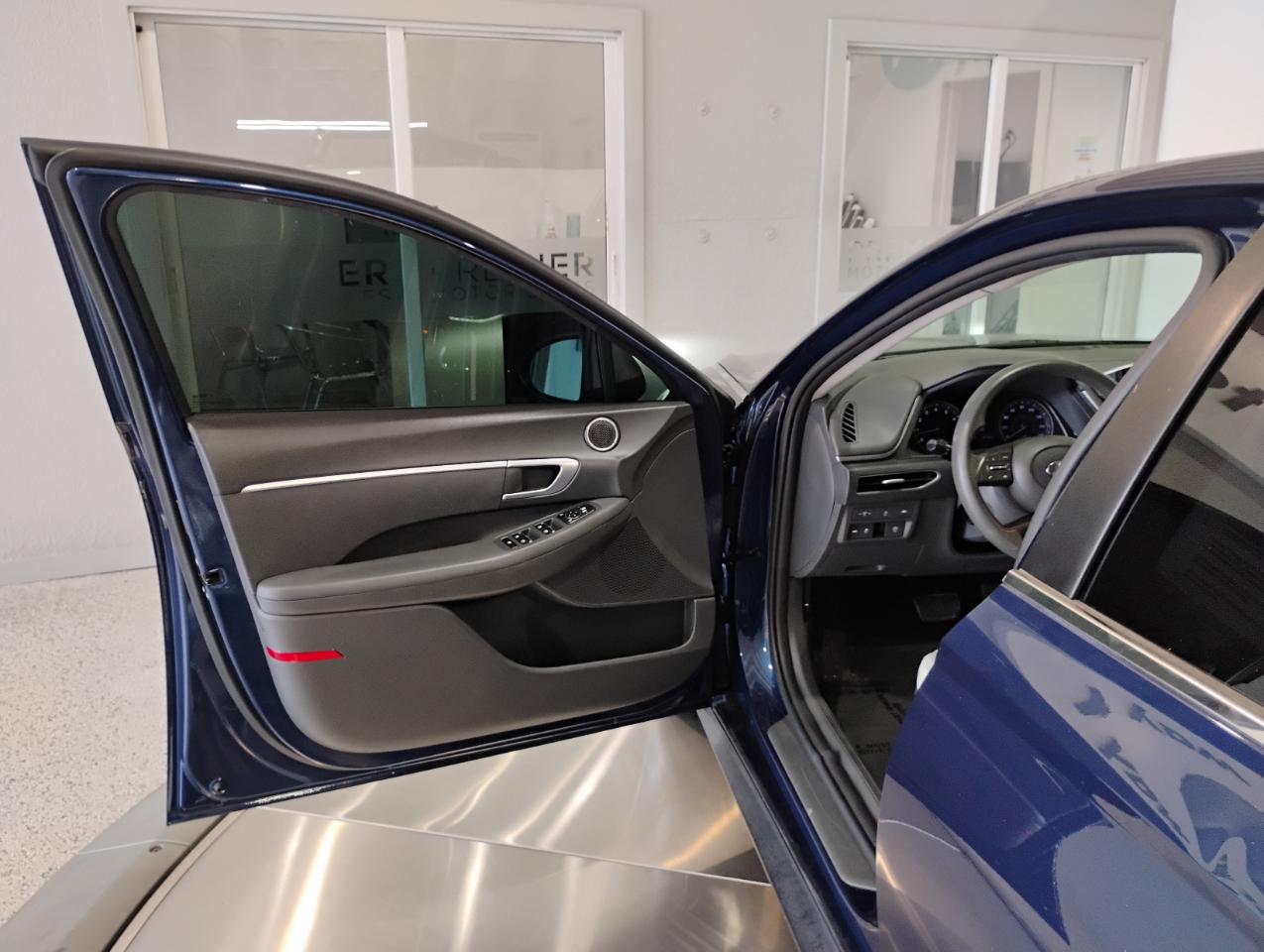 Hyundai Sonata SE 2021