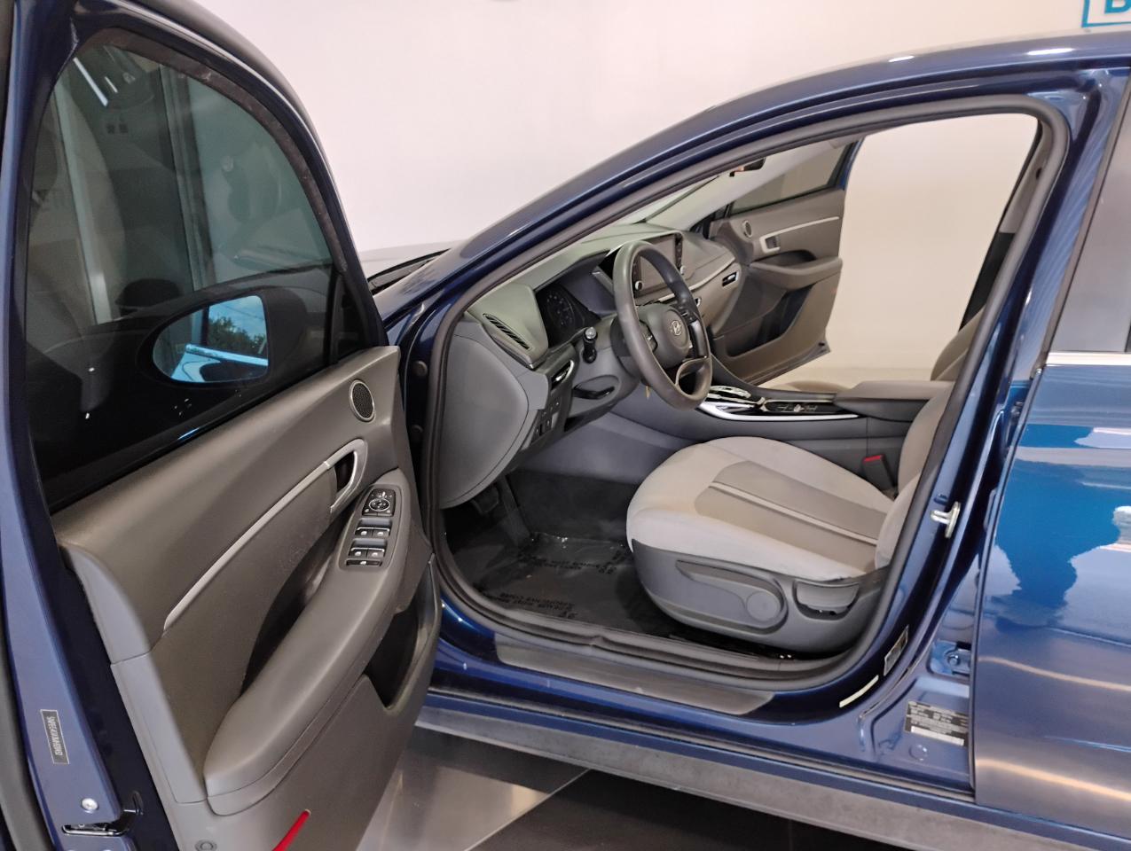 Hyundai Sonata SE 2021