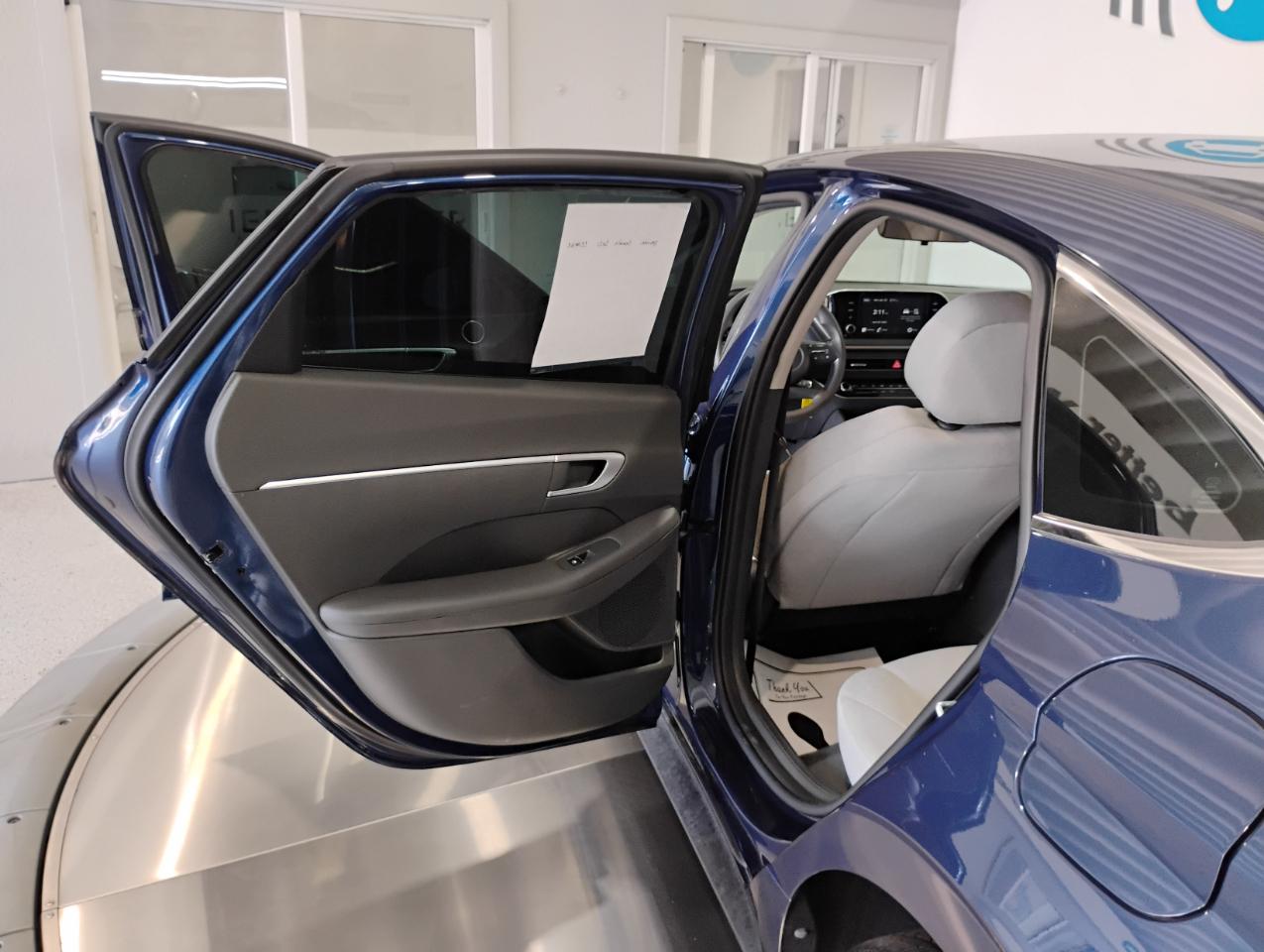 Hyundai Sonata SE 2021