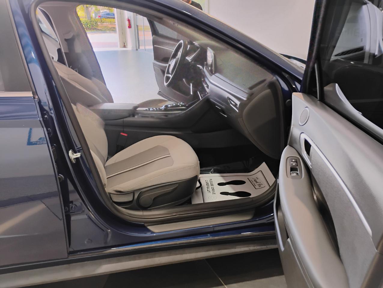 Hyundai Sonata SE 2021