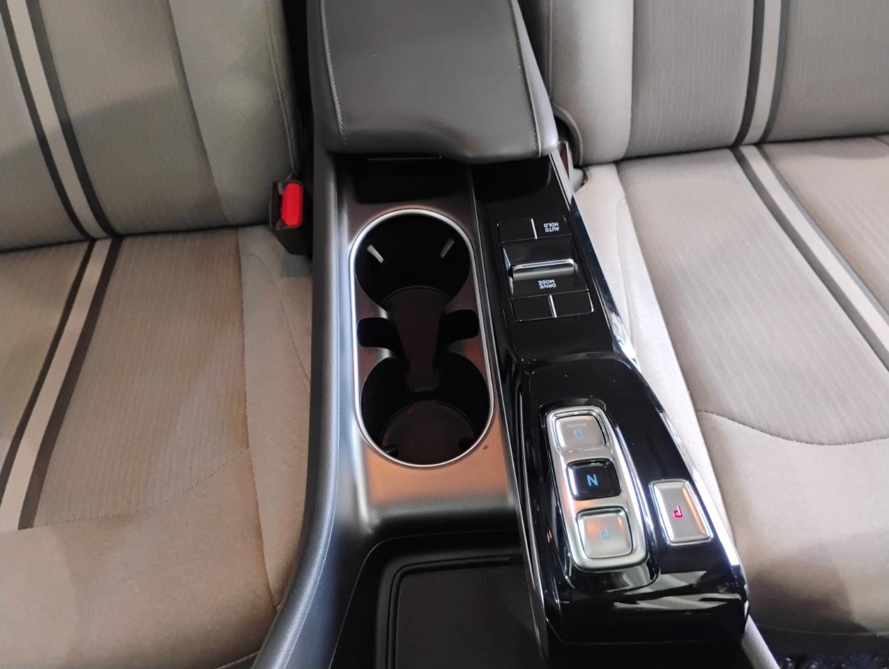 Hyundai Sonata SE 2021