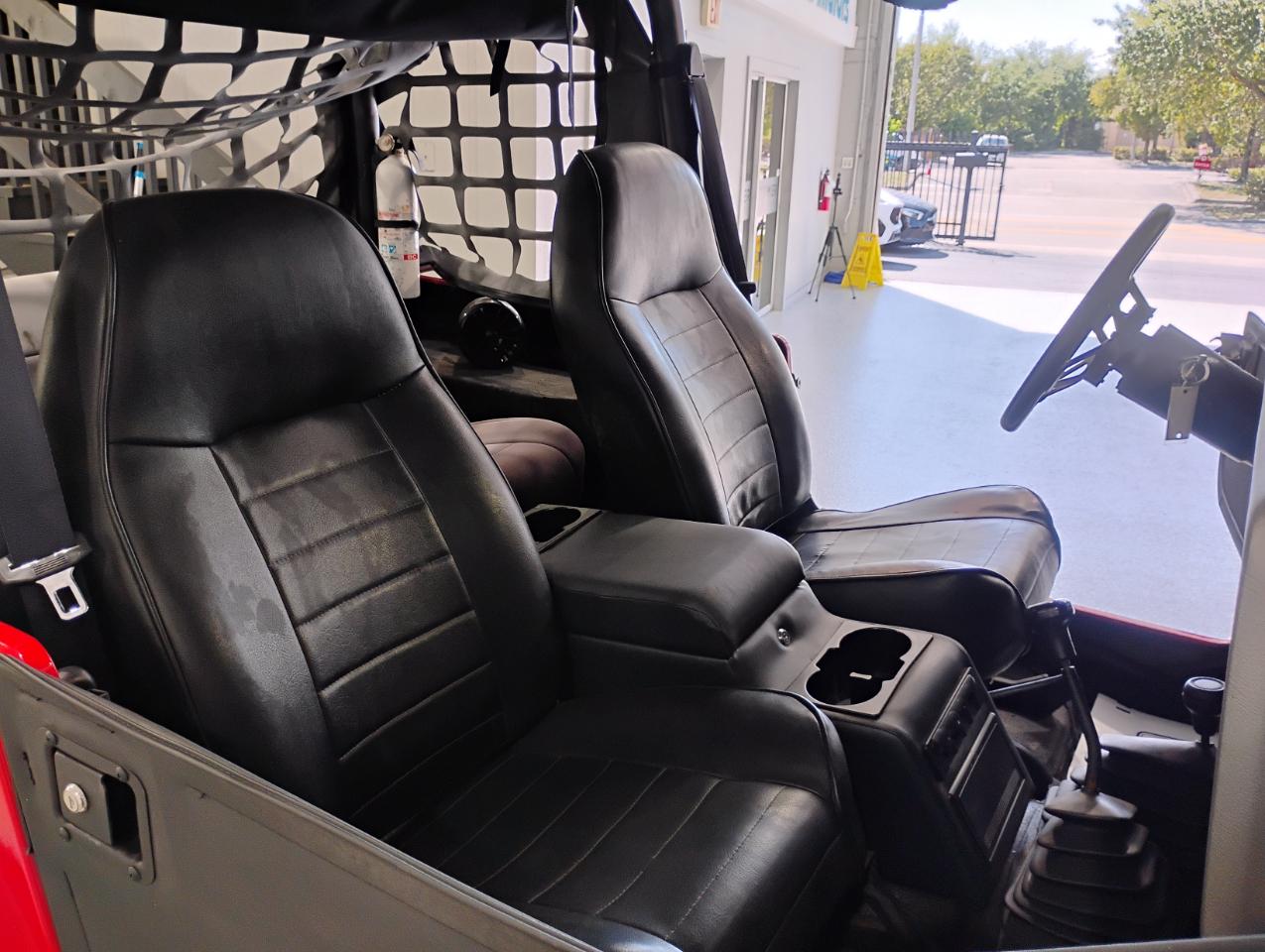 Jeep Wrangler S 1995