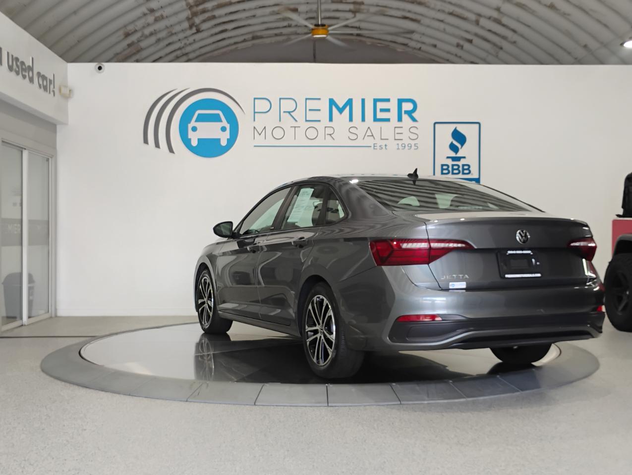 Volkswagen Jetta Sport 2023