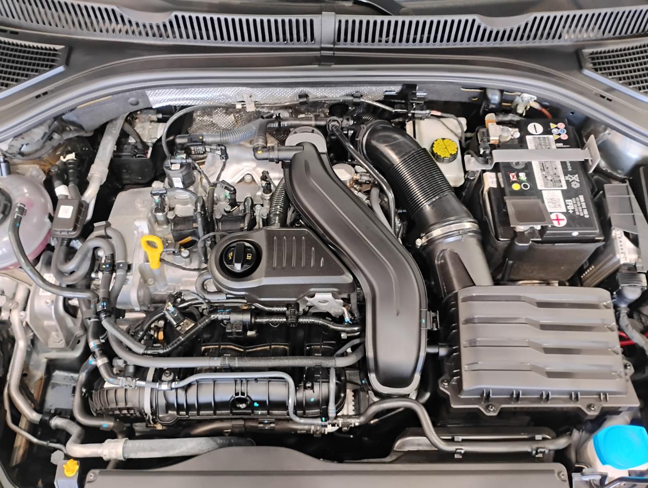 Volkswagen Jetta Sport 2023