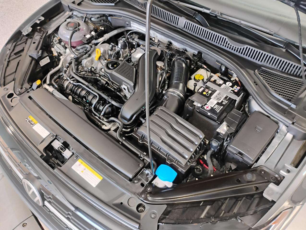 Volkswagen Jetta Sport 2023