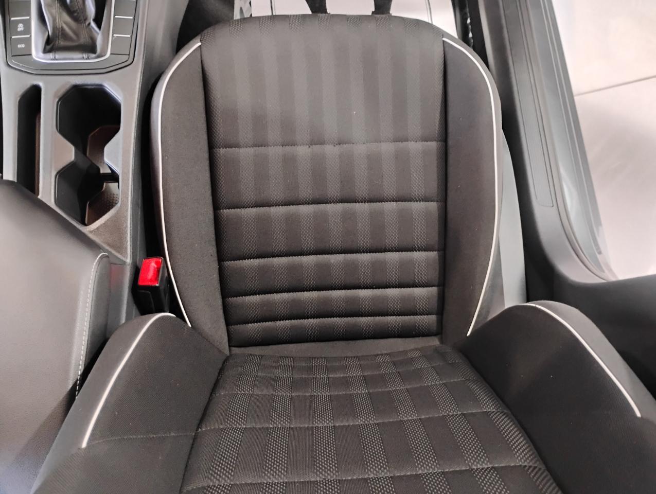 Volkswagen Jetta Sport 2023