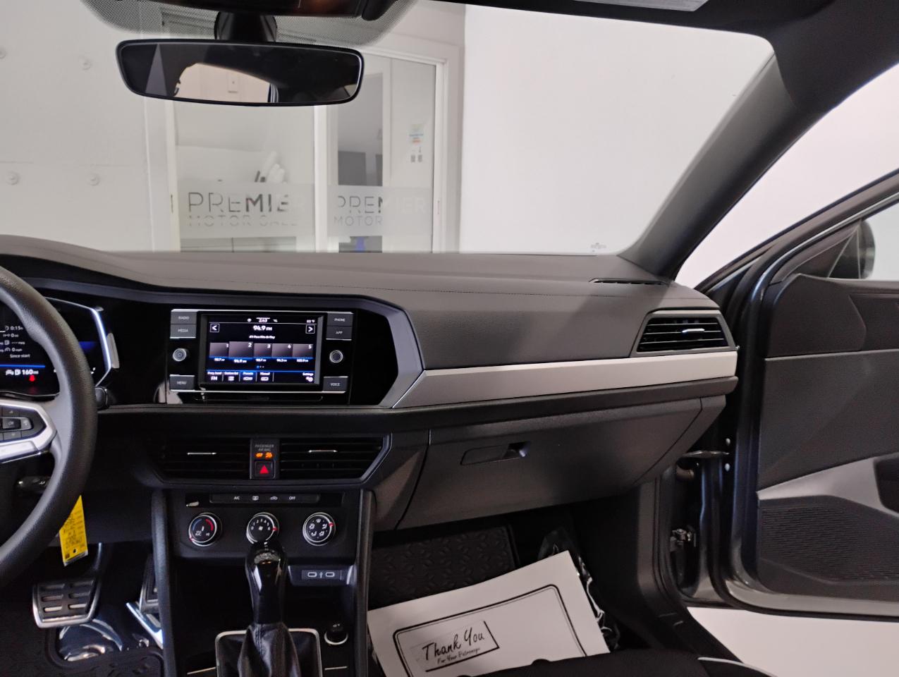 Volkswagen Jetta Sport 2023