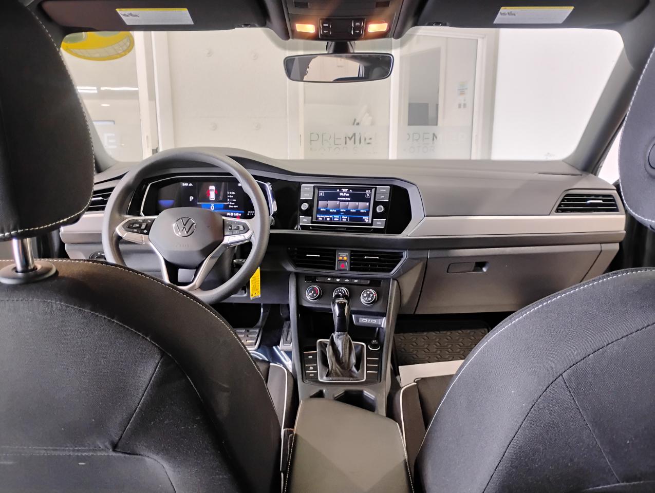 Volkswagen Jetta Sport 2023