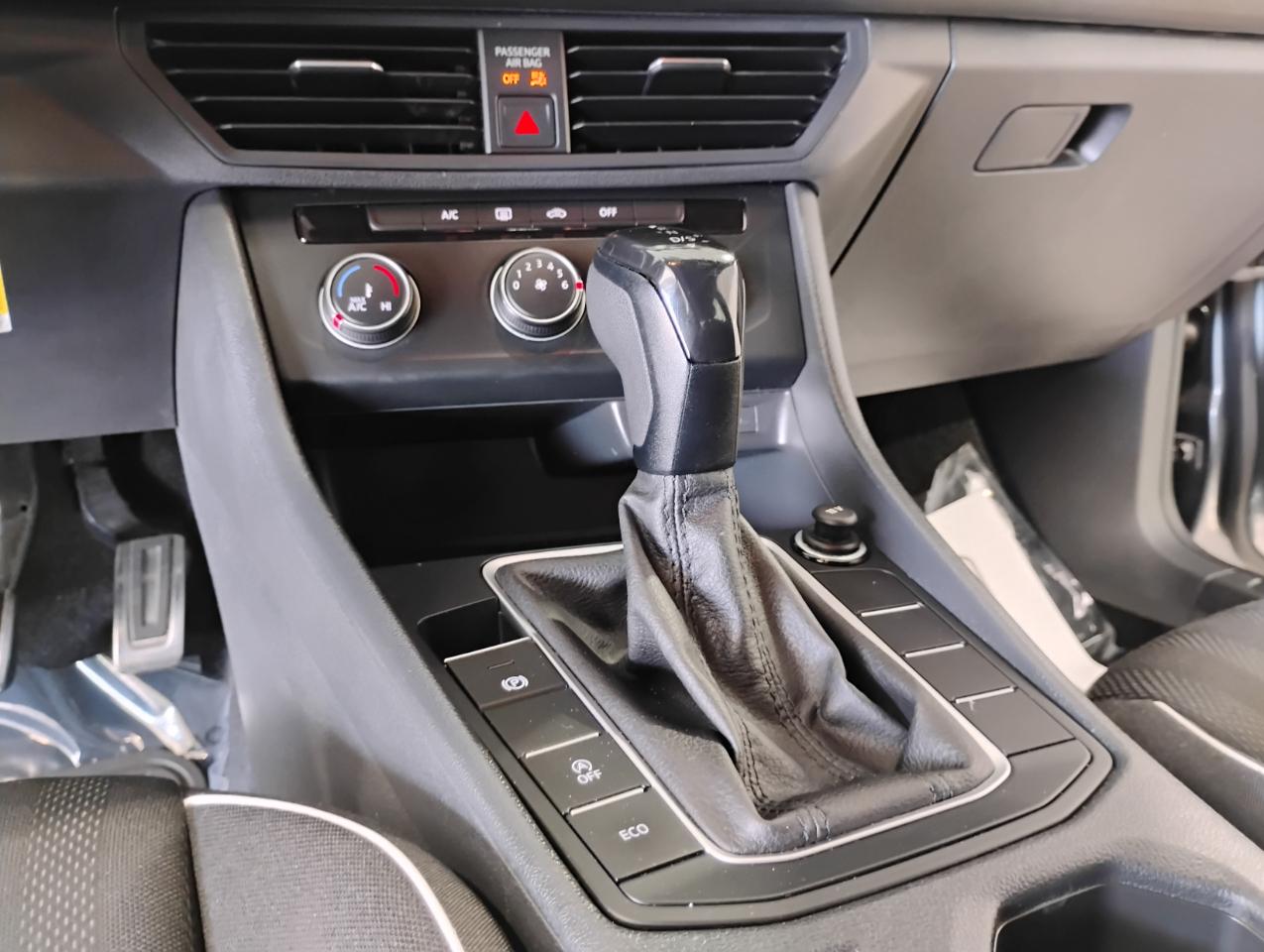 Volkswagen Jetta Sport 2023