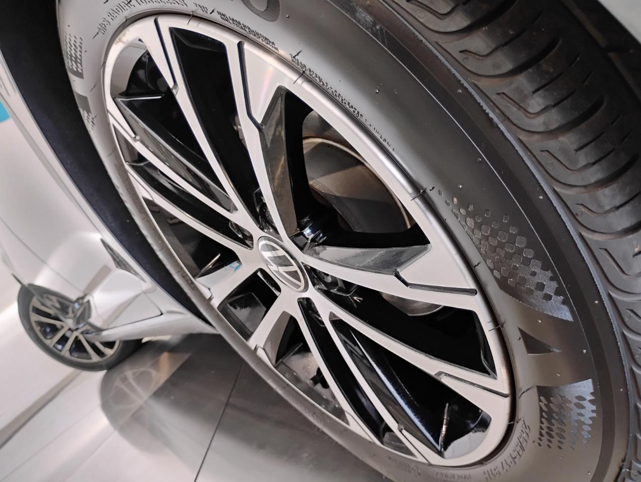 Volkswagen Jetta Sport 2023