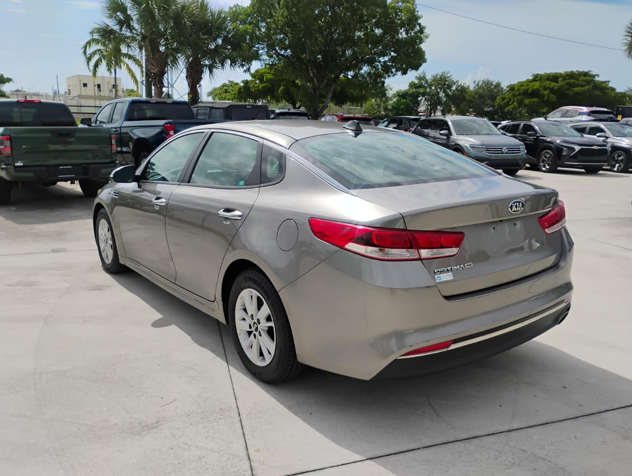 Kia Optima LX 2017