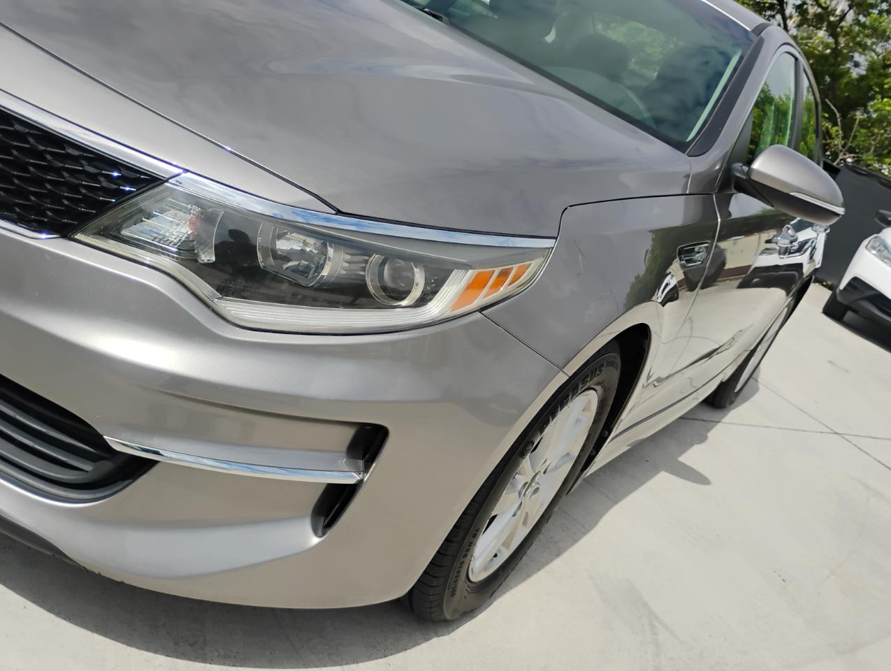 Kia Optima LX 2017