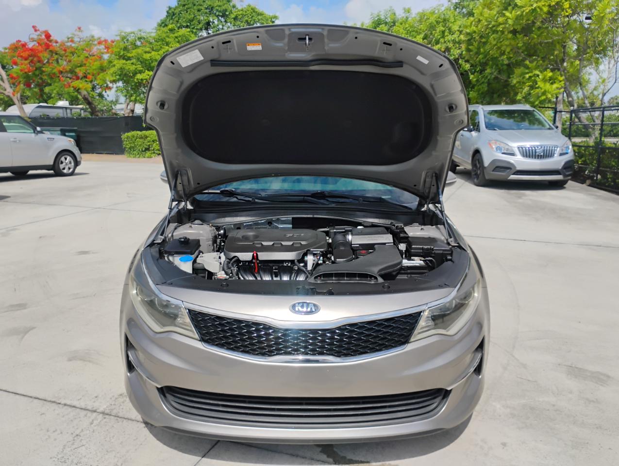 Kia Optima LX 2017