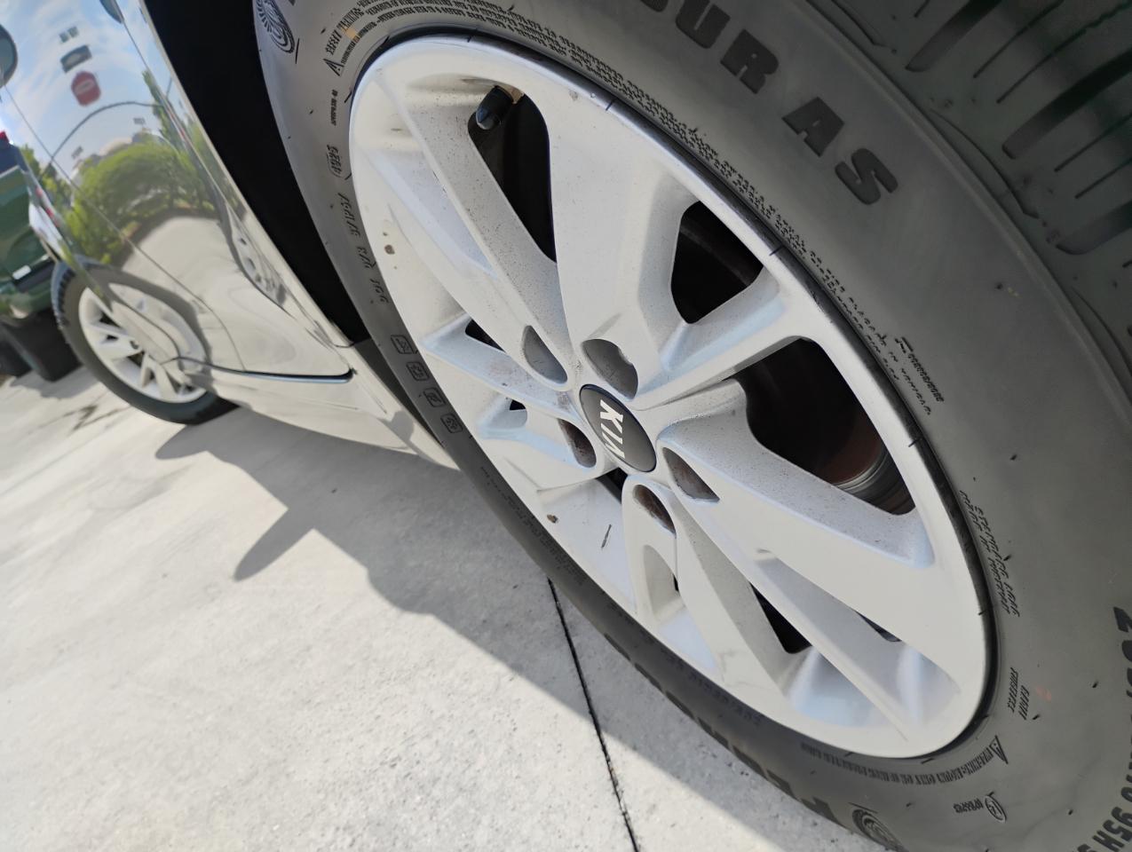 Kia Optima LX 2017