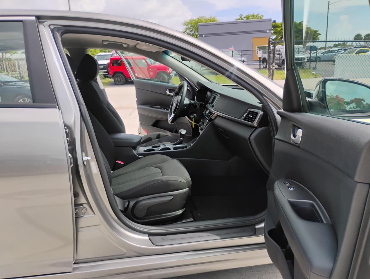 Kia Optima LX 2017