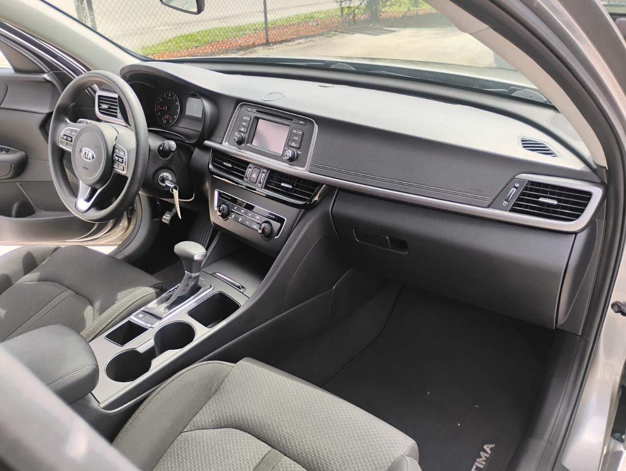 Kia Optima LX 2017