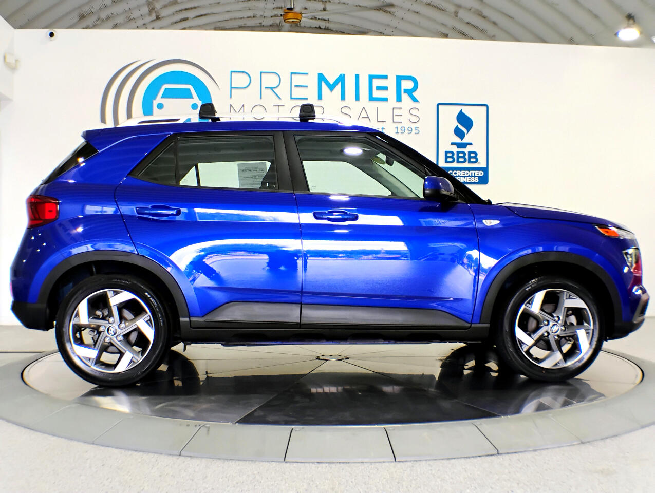 2021 Hyundai Venue SEL Denim photo 6