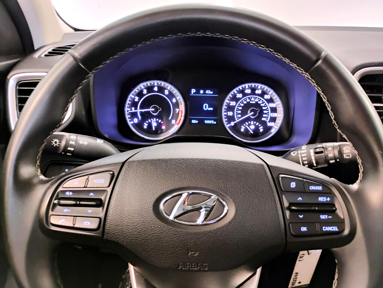 2021 Hyundai Venue SEL Denim photo 27