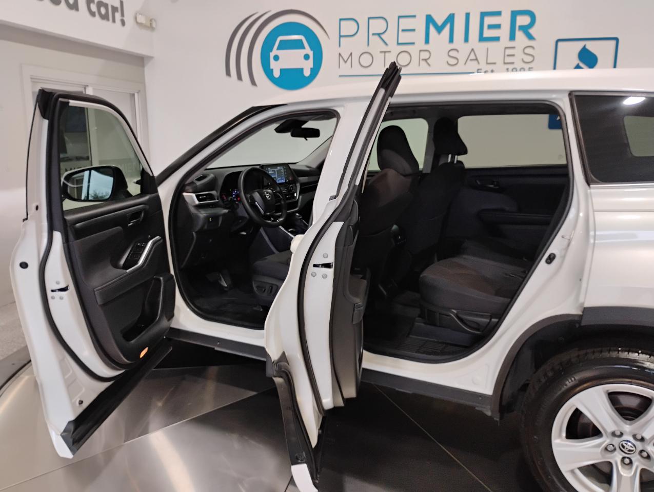 Toyota Highlander L 2021