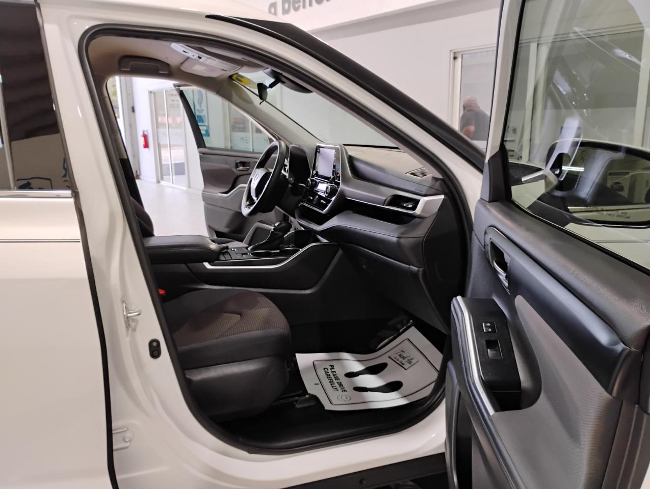 Toyota Highlander L 2021